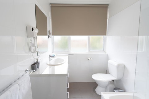 Wagga RSL Club Motel - Whitsundays Accommodation 10