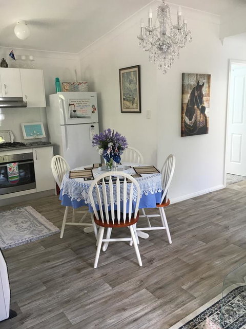 The Best Exotic Magnolia Cottage - Whitsundays Accommodation 6