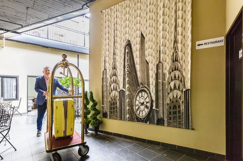 Airport Hotel Sydney - Whitsundays Accommodation 6