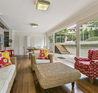 Summery spacious 4 bed home in Kurraba Point - Whitsundays Accommodation