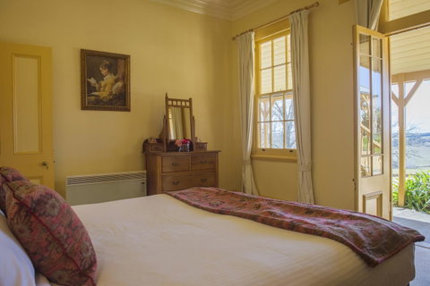 Hillview Heritage Hotel - Whitsundays Accommodation 31