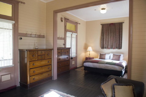 Hillview Heritage Hotel - Whitsundays Accommodation 36