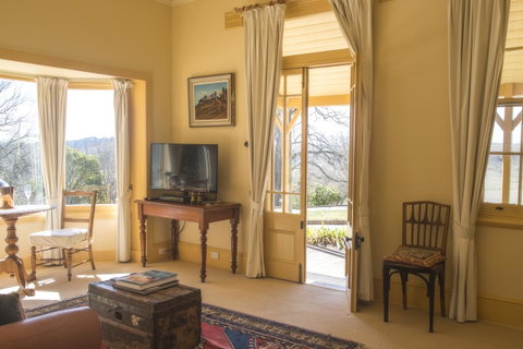 Hillview Heritage Hotel - Whitsundays Accommodation 32