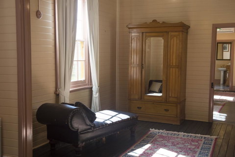 Hillview Heritage Hotel - Whitsundays Accommodation 35
