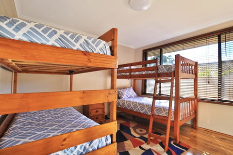 Sandy Toes Beach House Jervis Bay - 2min To Beach - Whitsundays Accommodation 8