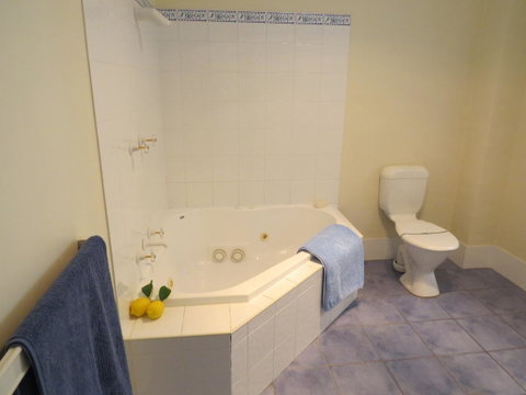 BlueWater Apartments - Whitsundays Accommodation 23