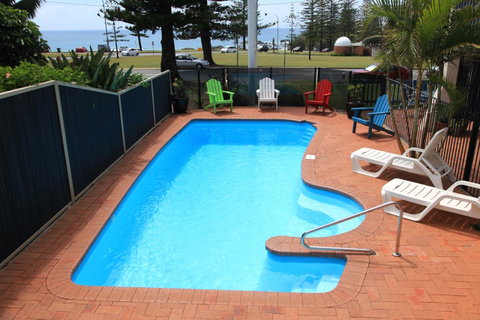 Beach House Holiday Apartments - Whitsundays Accommodation 4