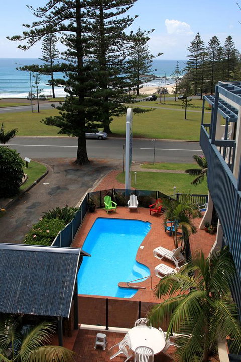 Beach House Holiday Apartments - Whitsundays Accommodation 1