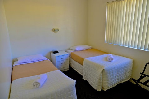 Beach House Holiday Apartments - Whitsundays Accommodation 9