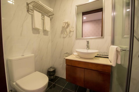 Megaboom City Hotel - Whitsundays Accommodation 34