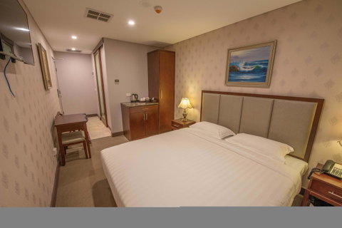 Megaboom City Hotel - Whitsundays Accommodation 17