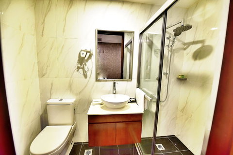 Megaboom City Hotel - Whitsundays Accommodation 12