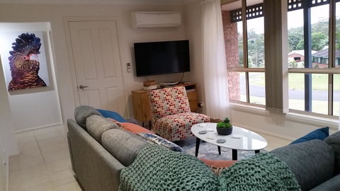 Twin Palms Holiday House At Lighthouse - Whitsundays Accommodation 3