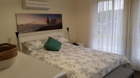 Twin Palms Holiday House At Lighthouse - Whitsundays Accommodation 1