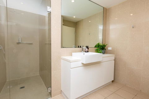 The Penthouse - Whitsundays Accommodation 26