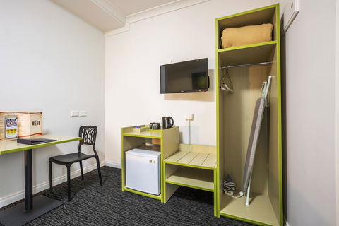 Boomerang Hotel - Whitsundays Accommodation 12