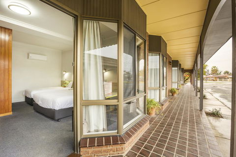 Boomerang Hotel - Whitsundays Accommodation 10