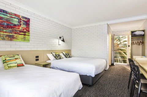 Boomerang Hotel - Whitsundays Accommodation 28
