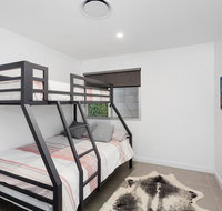 Modern guest house - Whitsundays Accommodation