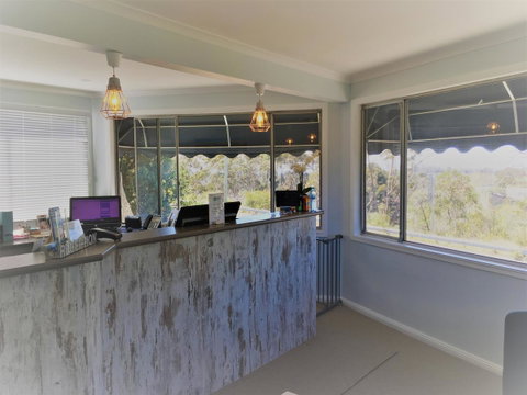 Sky Rider Motor Inn - Whitsundays Accommodation 8