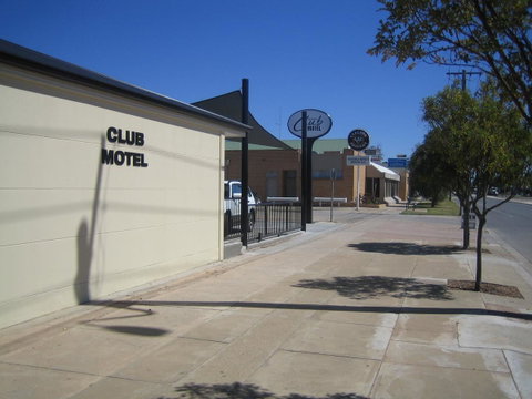 Balranald Club Motel - Whitsundays Accommodation 14