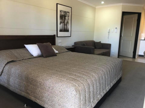 Balranald Club Motel - Whitsundays Accommodation 8