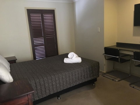 Balranald Club Motel - Whitsundays Accommodation 1