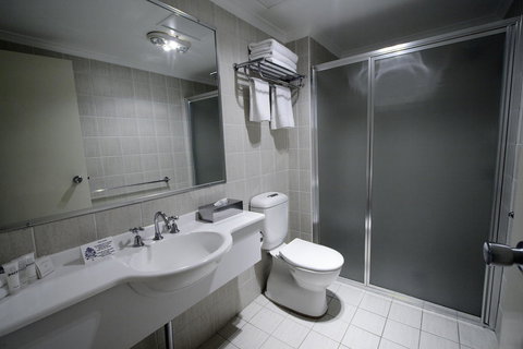 Carlyle Suites & Apartments - Whitsundays Accommodation 7