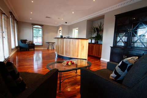Carlyle Suites & Apartments - Whitsundays Accommodation 1