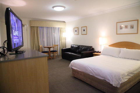 Carlyle Suites & Apartments - Whitsundays Accommodation 17