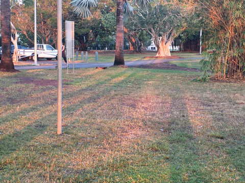 Nightcliff Foreshore Getaway - McKay Gardens - Whitsundays Accommodation 36