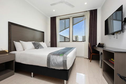 Darwin City Hotel - Whitsundays Accommodation 1