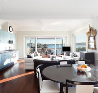 Art Deco Apartment With Breathtaking Water Views - Whitsundays Accommodation