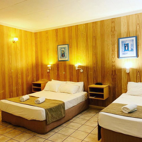 Pine Tree Motel - Whitsundays Accommodation 21