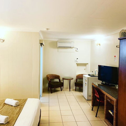 Pine Tree Motel - Whitsundays Accommodation 34