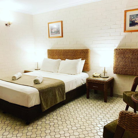 Pine Tree Motel - Whitsundays Accommodation 25
