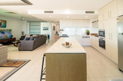 ZEN BY THE WATER - Esplanade Darwin Retreat - Whitsundays Accommodation 28