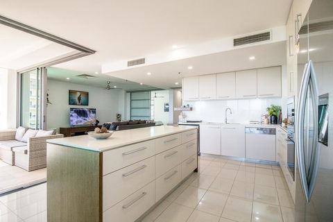 ZEN BY THE WATER - Esplanade Darwin Retreat - Whitsundays Accommodation 29