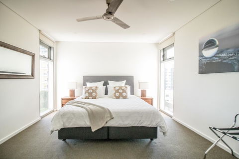 ZEN BY THE WATER - Esplanade Darwin Retreat - Whitsundays Accommodation 9