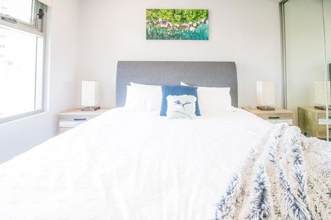 ZEN BY THE WATER - Esplanade Darwin Retreat - Whitsundays Accommodation 15