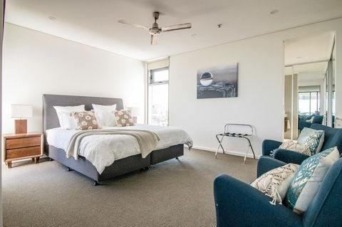 ZEN BY THE WATER - Esplanade Darwin Retreat - Whitsundays Accommodation 8