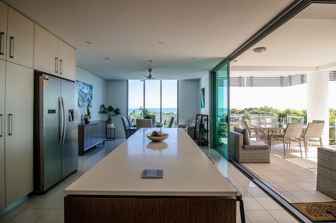 ZEN BY THE WATER - Esplanade Darwin Retreat - Whitsundays Accommodation 22