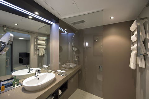 Hilton Darwin - Whitsundays Accommodation 29