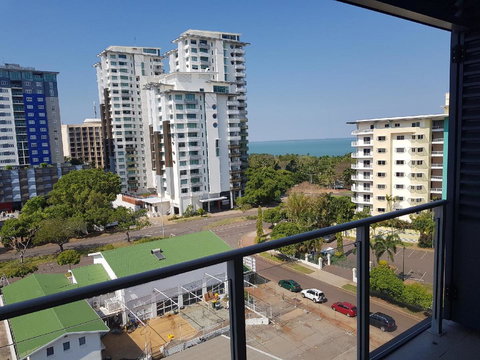 Darwin-Ocean Views, Tropical Getaway, Pool & Aircon - Whitsundays Accommodation 20