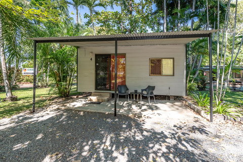 Oasis Tourist Park - Whitsundays Accommodation 11