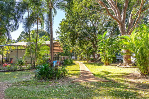Oasis Tourist Park - Whitsundays Accommodation 23
