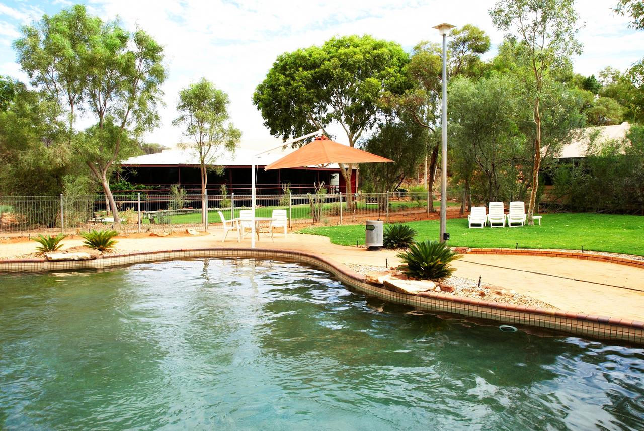 Ayers Rock NT Whitsundays Accommodation