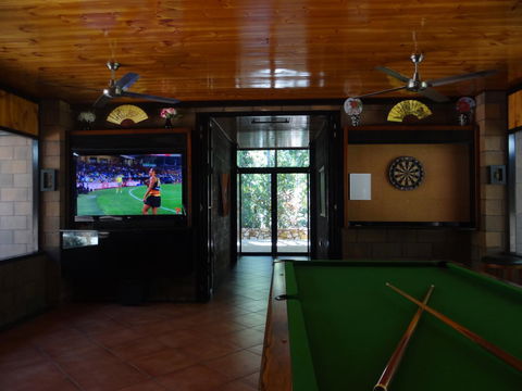 DARWIN'S SHADY ACRES RETREAT - Whitsundays Accommodation 16