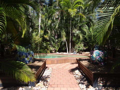 DARWIN'S SHADY ACRES RETREAT - Whitsundays Accommodation 11