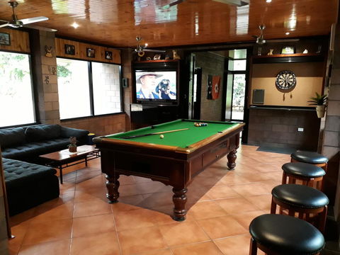 DARWIN'S SHADY ACRES RETREAT - Whitsundays Accommodation 18